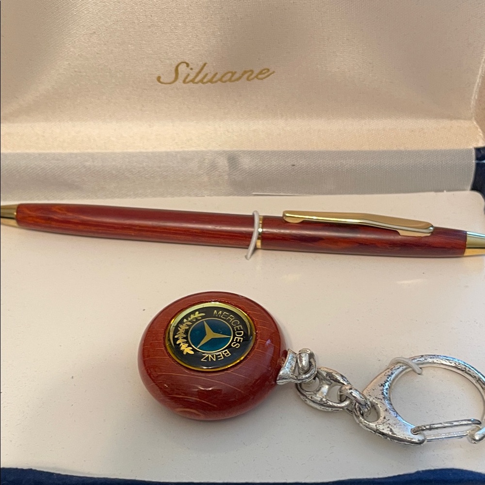 Silvane Red and Gold Pen with Keychain